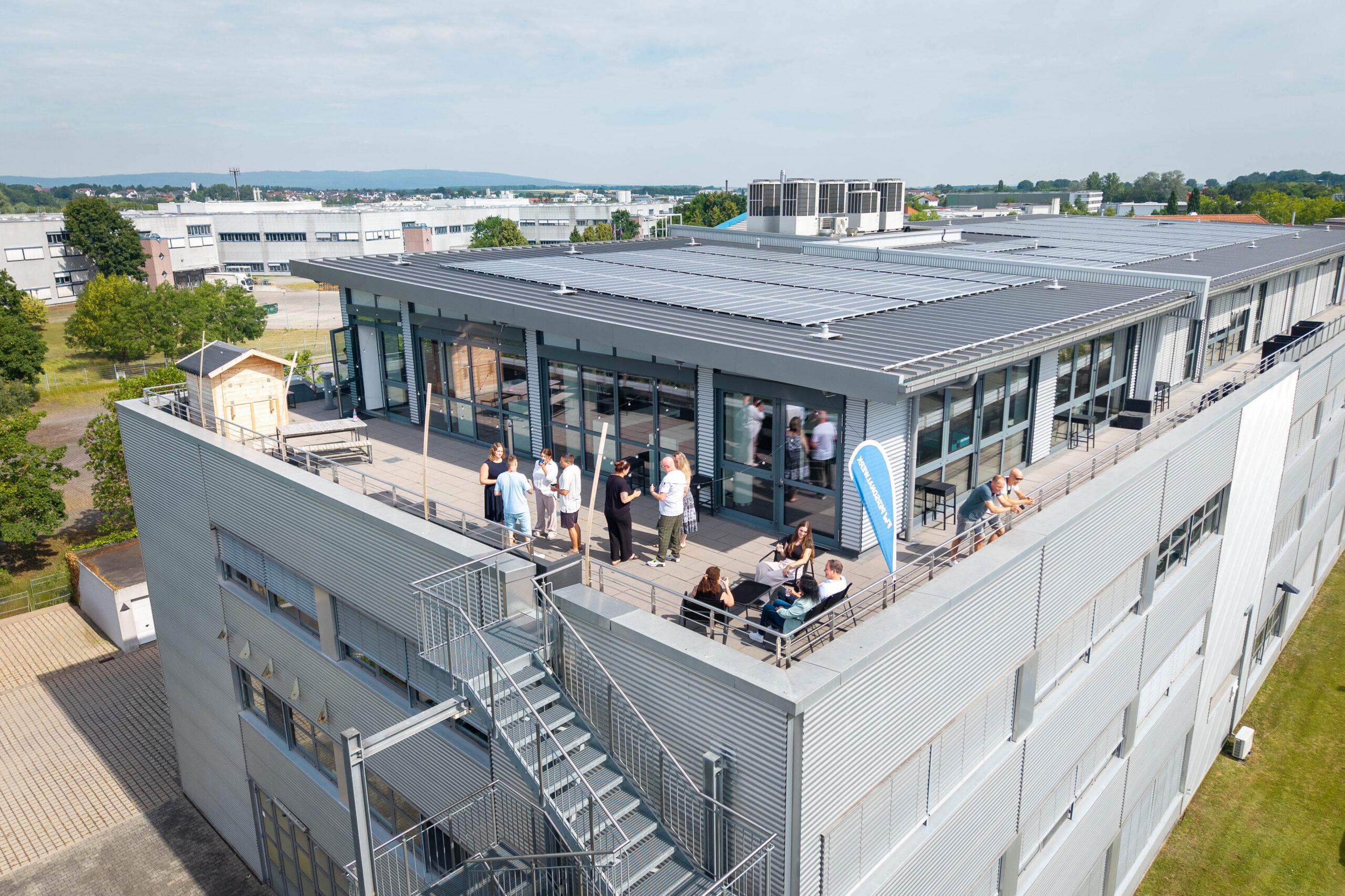 Drohnenaufnahme Dachterrasse Personalwerk Karben